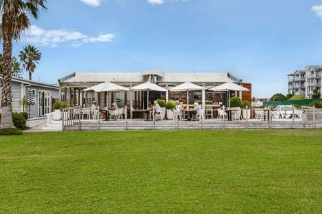 Photo of property in 38 Rewa Rewa Lane, Orewa, 0931