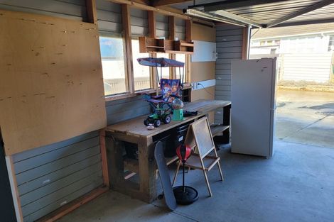 Photo of property in 12 Victory Place, Aramoho, Whanganui, 4500