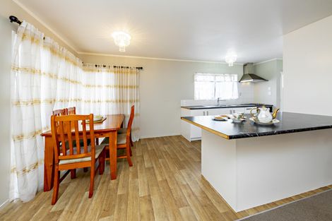 Photo of property in 81 John Walker Drive, Manurewa, Auckland, 2102