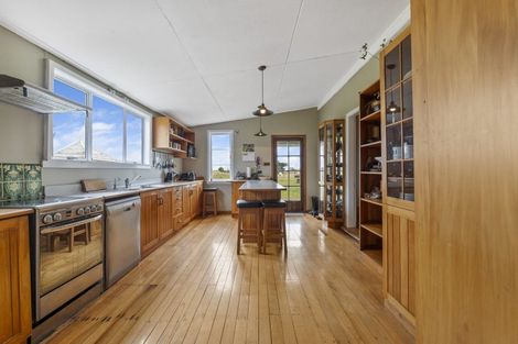 Photo of property in 57 Ladys Mile, Eltham, 4322