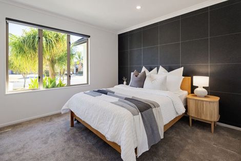 Photo of property in 2 Coleraine Drive, Rototuna, Hamilton, 3210