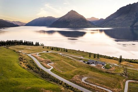 Photo of property in 6 Nathanael Place, Drift Bay, Queenstown, 9371