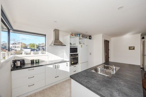 Photo of property in 6 Mersey Street, South Hill, Oamaru, 9400