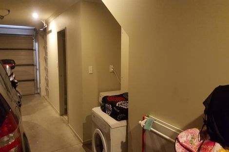 Photo of property in 2/46 Carlos Drive, Flat Bush, Auckland, 2016