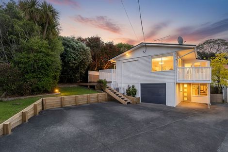 Photo of property in 1/120 Verran Road, Birkdale, Auckland, 0626