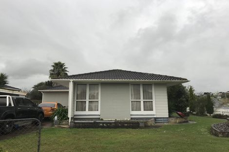 Photo of property in 42 Hamilton Drive, Waiuku, 2123