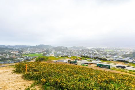 Photo of property in 3 Navigation Drive, Whitby, Porirua, 5024