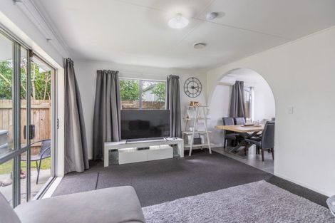 Photo of property in 42a Ramsey Crescent, Flaxmere, Hastings, 4120