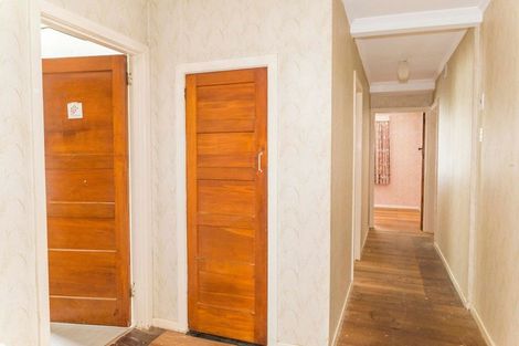 Photo of property in 3 Hospital Street, Dannevirke, 4930