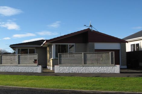 Photo of property in 87 Hargest Crescent, Saint Clair, Dunedin, 9012