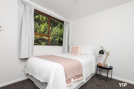 Photo of property in 7 Ruskin Road, Newlands, Wellington, 6037