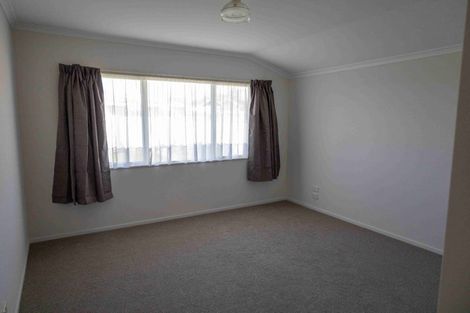 Photo of property in 9 Towai Street, Inglewood, 4330