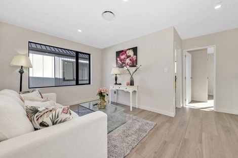Photo of property in 28 Hearth Street, Flat Bush, 2019