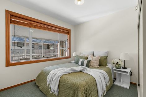 Photo of property in 184 Withells Road, Avonhead, Christchurch, 8042