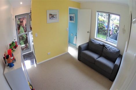Photo of property in 40 Hobart Drive, Spotswood, New Plymouth, 4310