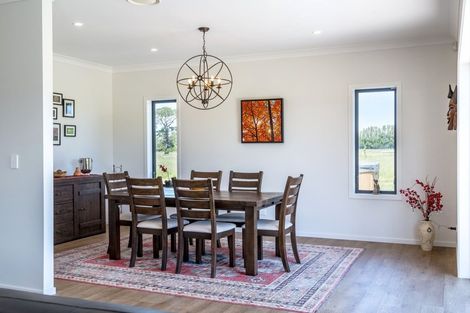 Photo of property in 33 Spencer Lane, Greytown, 5712