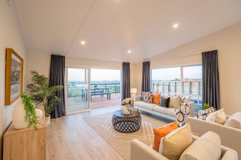 Photo of property in 90 Kotare Street, Waikanae, 5036