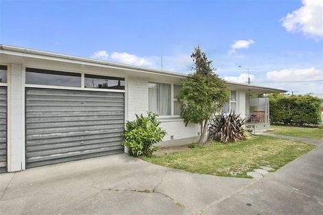 Photo of property in 24 Highsted Road, Bishopdale, Christchurch, 8053