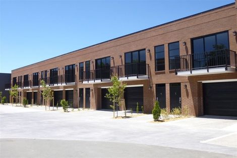 Photo of property in 16 Village Quarter Lane, Frankton, Hamilton, 3204