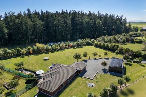 Photo of property in 33 Mchugh Crescent, Darfield, 7510