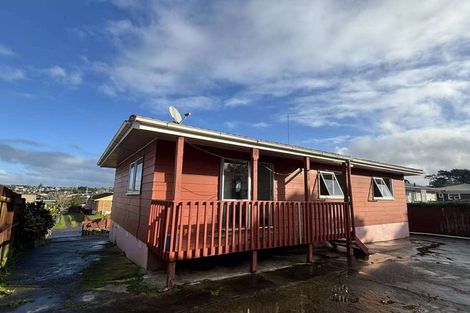 Photo of property in 7 Helleur Road, Massey, Auckland, 0614