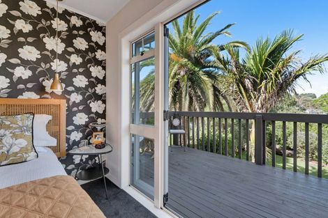 Photo of property in 65 Vipond Road, Stanmore Bay, Whangaparaoa, 0932