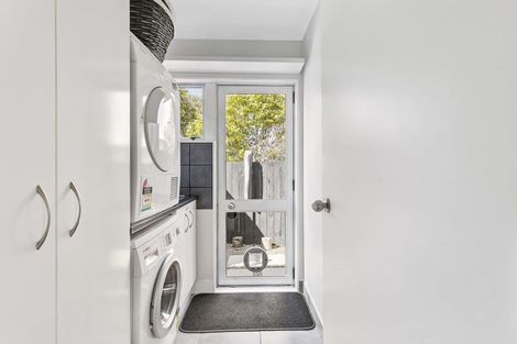 Photo of property in 3/69 Awaroa Road, Helensville, 0800