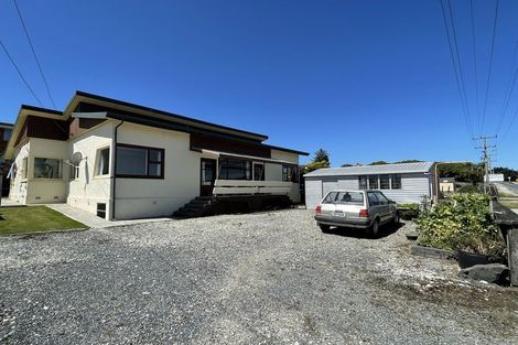 Photo of property in 18 Barnego Road, Balclutha, 9230