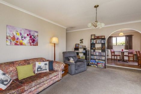 Photo of property in 11 Sandstrom Grove, Feilding, 4702