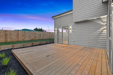 Photo of property in 4 Kotuitui Drive, Wainui, 0992