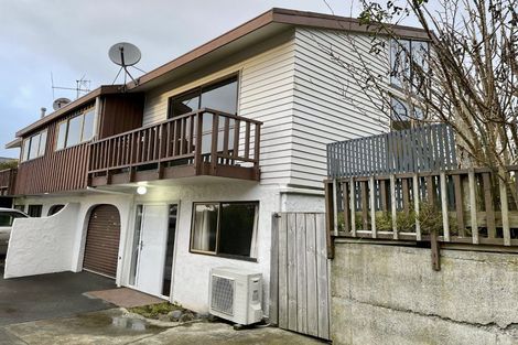 Photo of property in 60f2 Truscott Avenue, Johnsonville, Wellington, 6037
