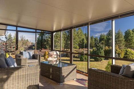 Photo of property in 3 Maitland Place, Favona, Auckland, 2024