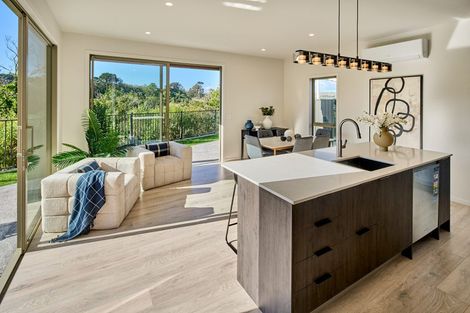 Photo of property in 26 Koreke Close, Kenepuru, Porirua, 5022