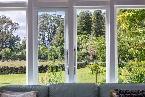 Photo of property in 977 Kakariki Road, Eketahuna, 4995