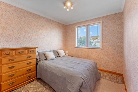 Photo of property in 36 Totara Park Road, Clouston Park, Upper Hutt, 5018