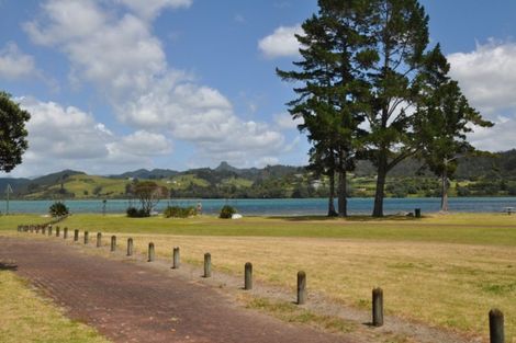 Photo of property in 39 Pleasant Place, Pauanui, Hikuai, 3579