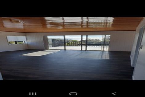 Photo of property in 147 Howard Road, Orere Point, Papakura, 2585