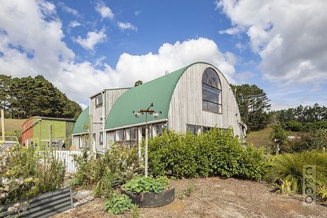 Photo of property in 231 Taiapa Road, Muriwai, Waimauku, 0881