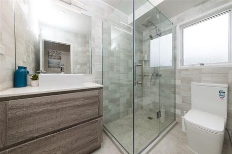Photo of property in 4210a/2 Great North Road, Glendene, Auckland, 0602