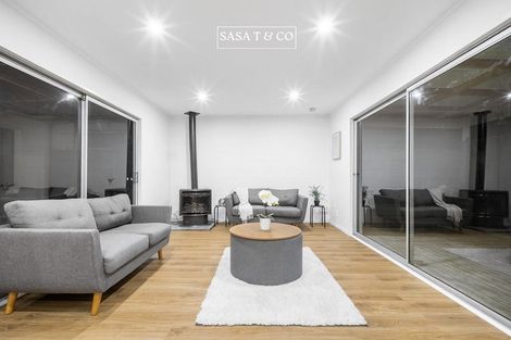 Photo of property in 32 Idlewild Avenue, Mangere, Auckland, 2022