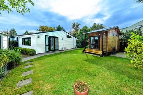 Photo of property in 16 Woodbank Street, Somerfield, Christchurch, 8024