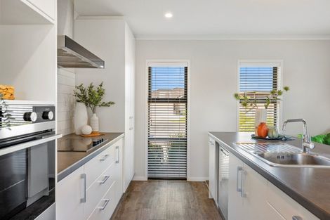 Photo of property in 11 Kahuparere Crescent, Pyes Pa, Tauranga, 3112