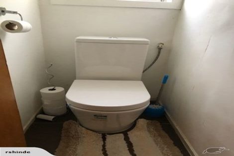 Photo of property in 4 Kaurilands Road, Titirangi, Auckland, 0604