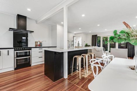 Photo of property in 84 Newcastle Road, Dinsdale, Hamilton, 3204