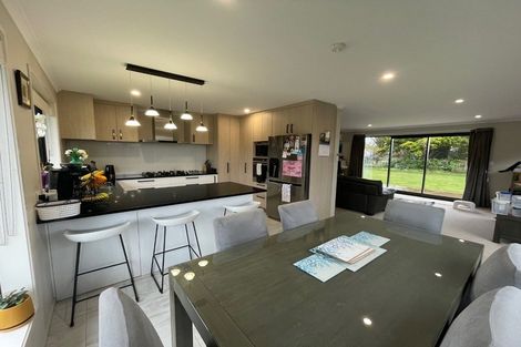 Photo of property in 20 Piharau Crescent, Hurdon, New Plymouth, 4310