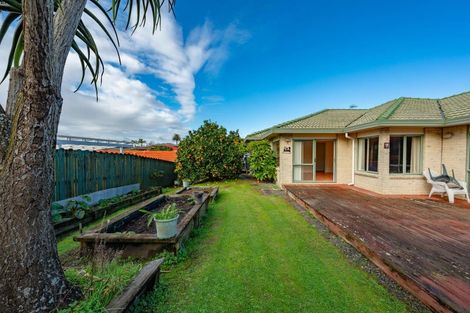 Photo of property in 3 Rosebay Rise, Henderson, Auckland, 0610