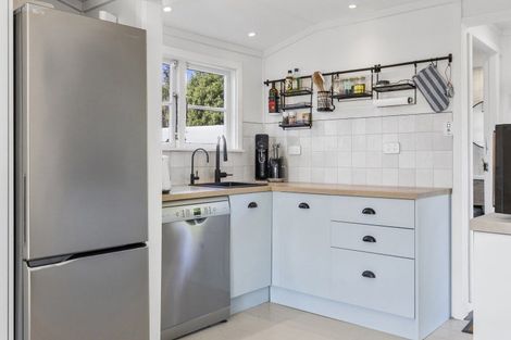 Photo of property in 9 Tawa Street, Hilltop, Taupo, 3330