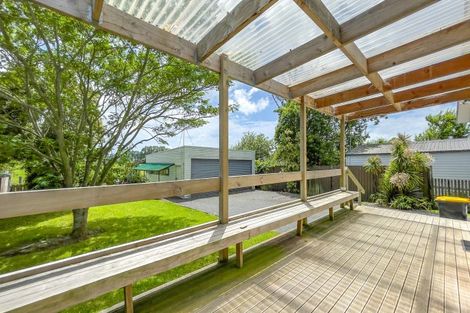 Photo of property in 15 Orchard East Road, Ngatea, 3503