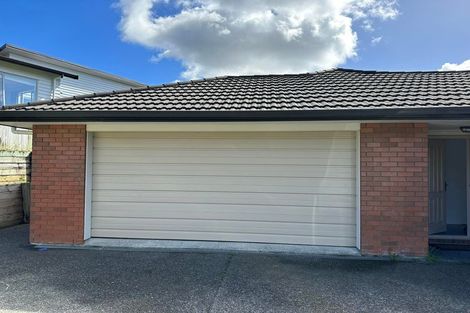 Photo of property in 35 King Charles Drive, Kingsley Heights, Upper Hutt, 5018