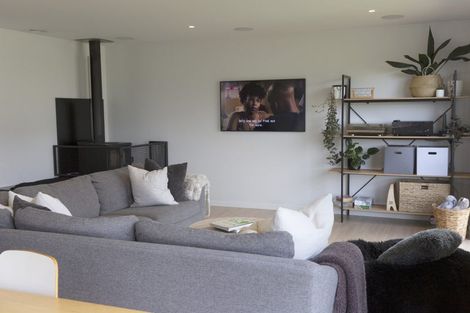 Photo of property in 50 Kings Drive, Wanaka, 9305